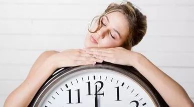 漂亮的人都睡了,用天价护肤品的你却毁容了!