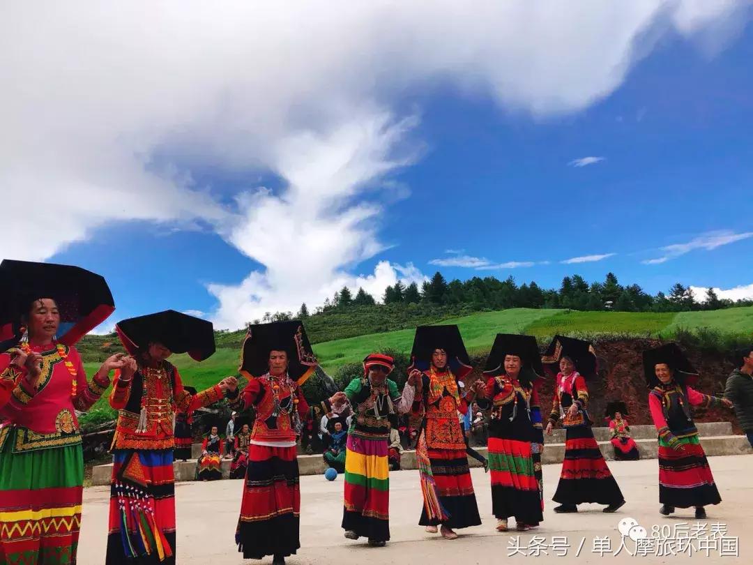 摩旅日记：第18、19天体验彝族村寨火把节