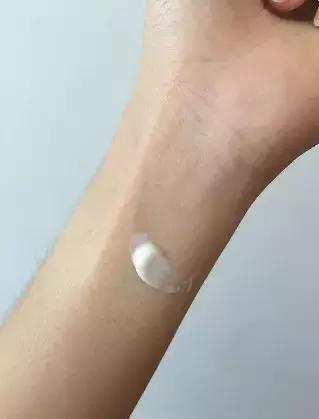 俄罗斯的化妆品是不是好又便宜,12块钱化妆品