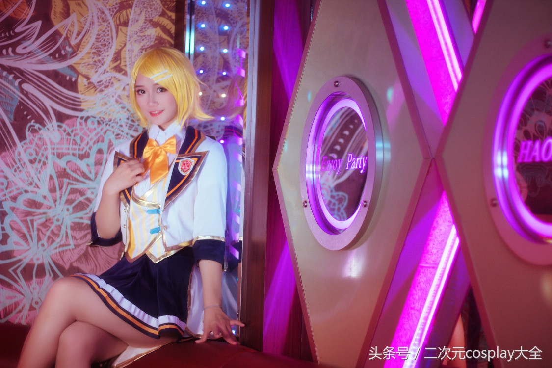 镜音莲和镜音铃cp,镜音铃双子游戏coser