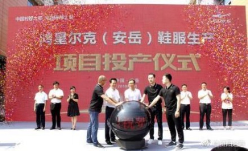 2k19鐢熸动妯″紡鎬庝箞鏈塩ba,2k19鐢熸动妯″紡cba