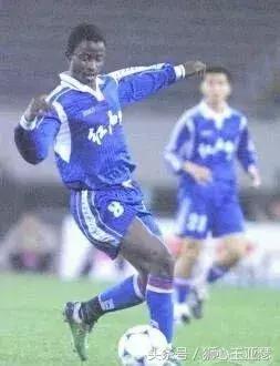 厦门蓝石狮,厦门蓝狮足球队03年名单及位置