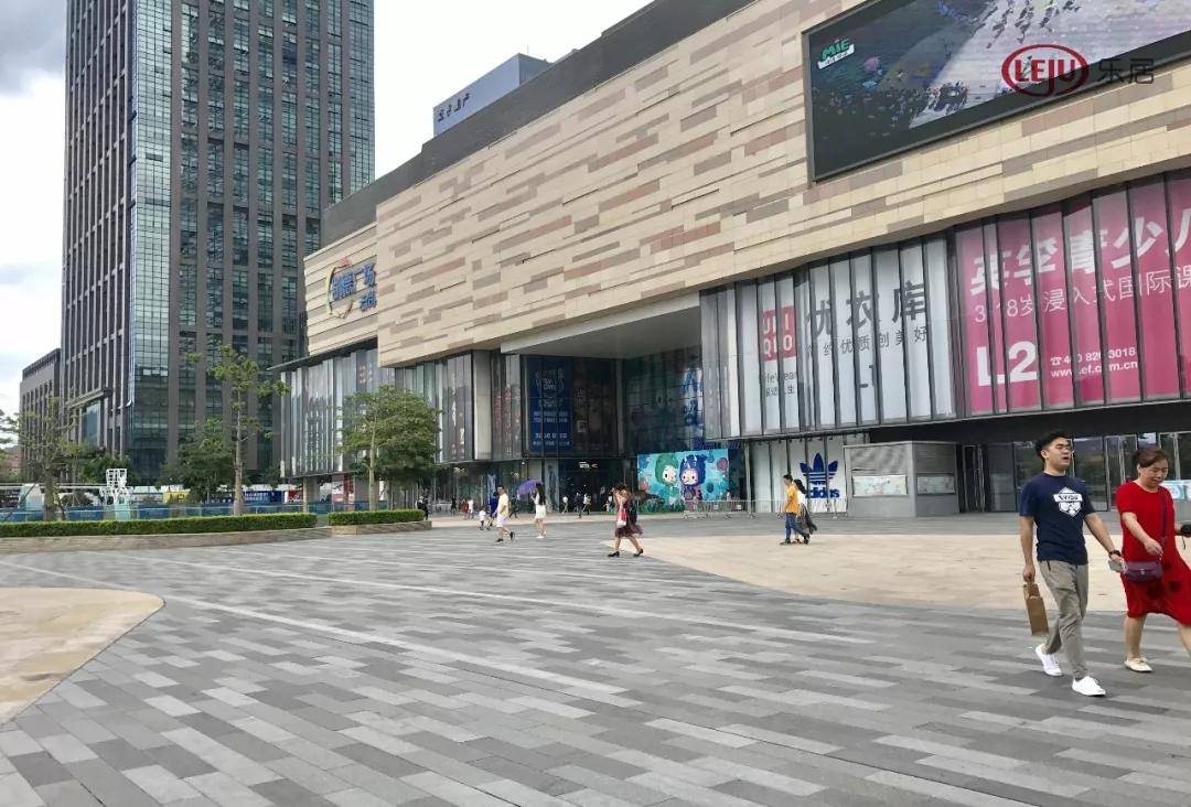 白云新城建设航拍,白云新城规划总部大厦