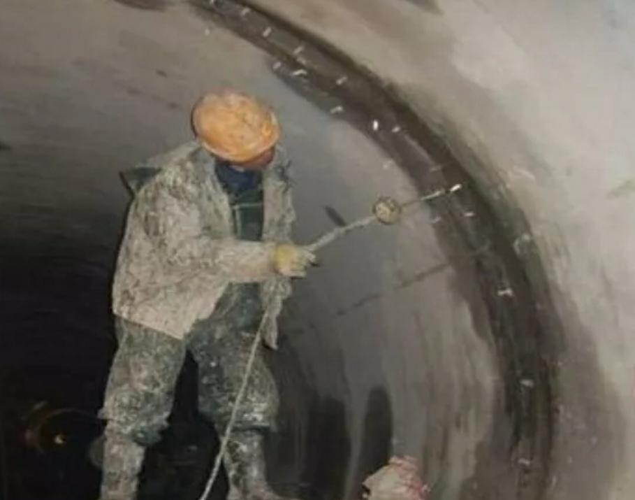 墙体混凝土渗水如何修补,混凝土裂缝可以用什么补漏