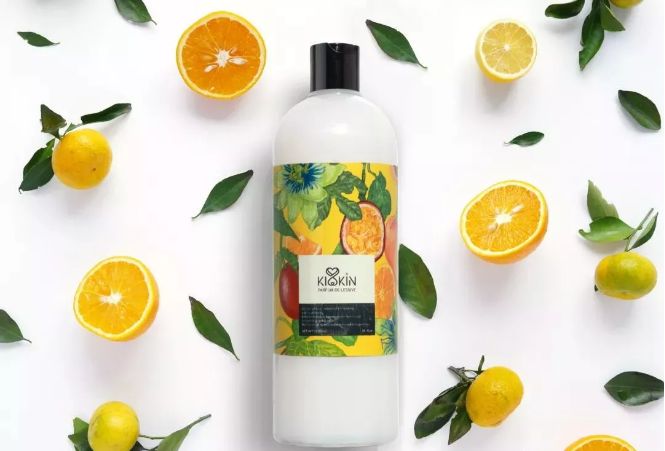 洗衣液越洗衣服越大,洗衣液越多越香吗