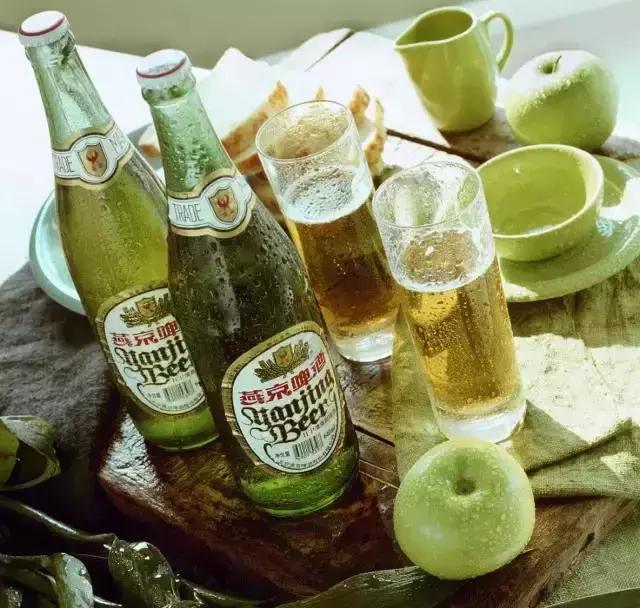 怎么看百威是不是假酒,百威啤酒假酒和真酒怎么区别