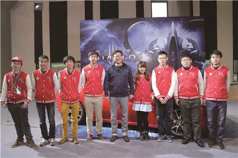 丁磊谈数字化转型,改革开放40年民营企业家