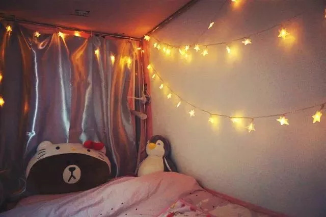 小纸片的吃喝玩乐,小纸片人的家