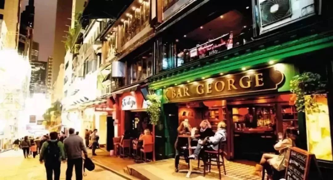 正宗*袜丝**奶茶，免税的包包，维港的夜景……下月起和你只有8个小时动车的距离！