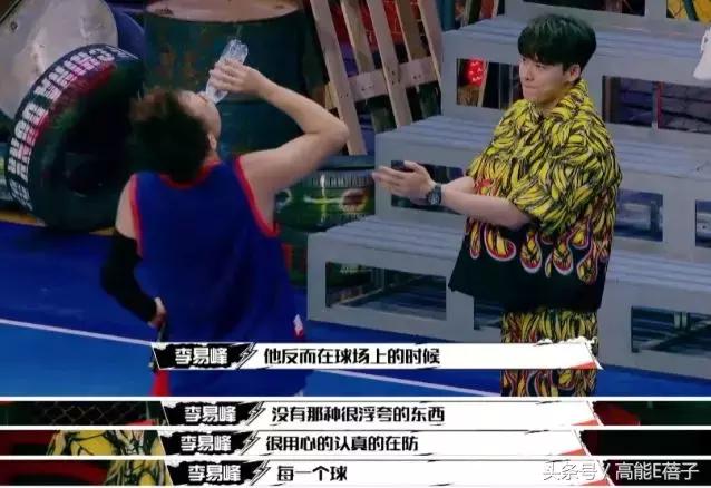 为什么李易峰话题度那么高,李易峰和粉丝相爱相杀的瞬间