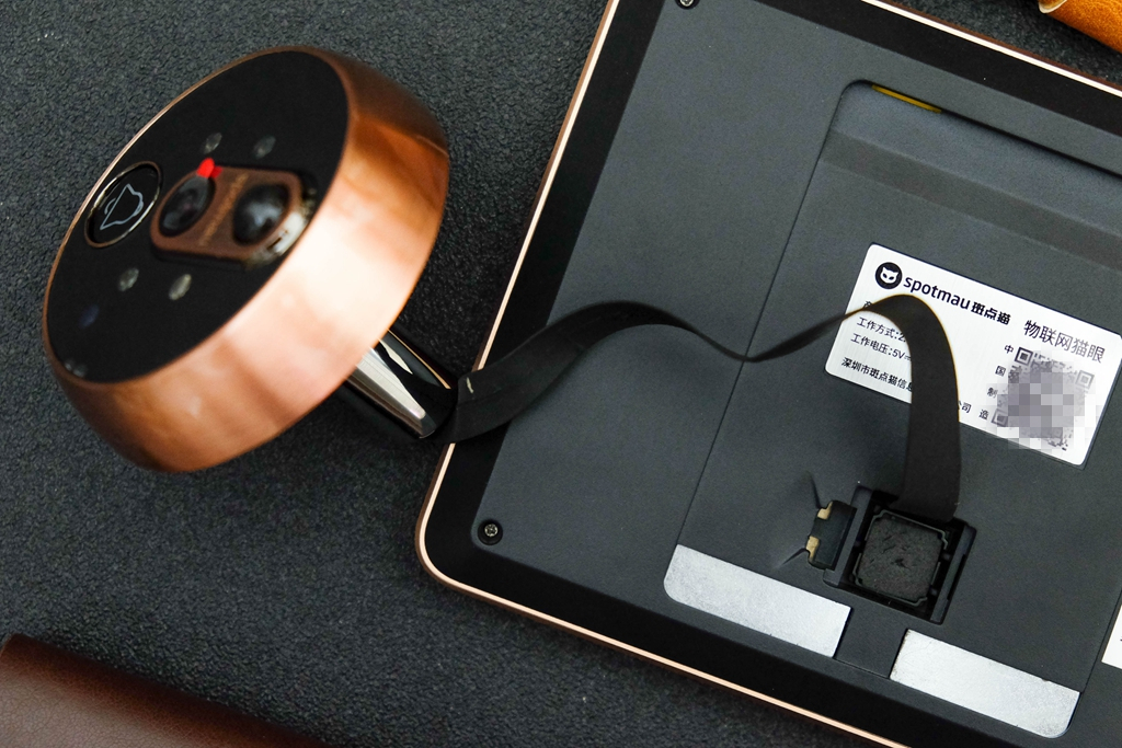 具备人脸识别和猫眼抓拍的智能锁,斑点猫s200和s200pro区别