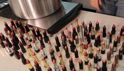 价值20左右的口红涂了会不会烂嘴,10块钱的口红用了有伤害吗