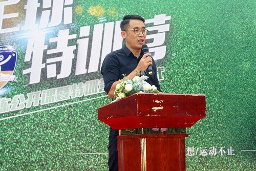 深圳青少年足球寒假训练营,深圳暑假青年足球训练营