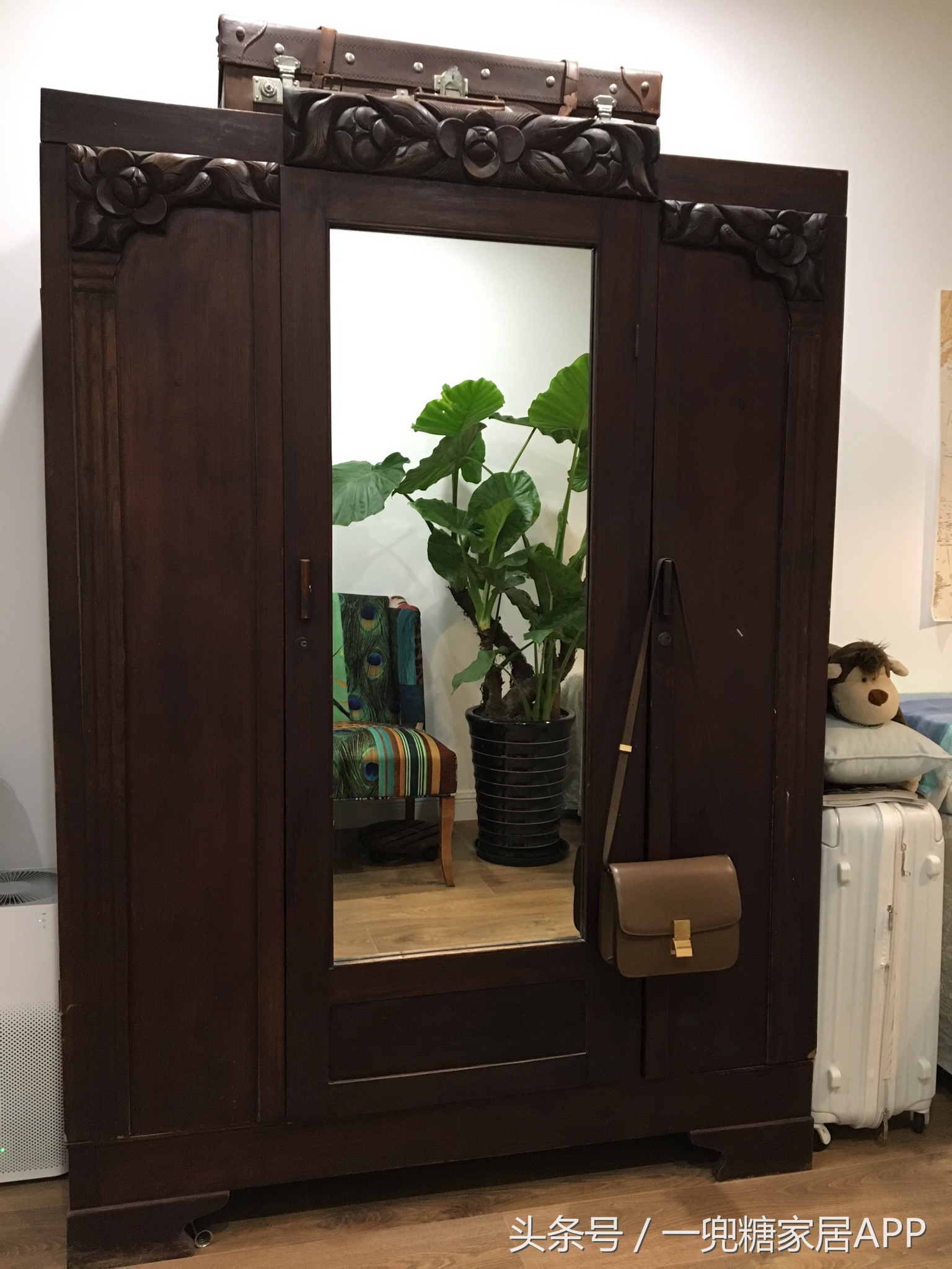 老式缝纫机桌子,老式缝纫机小桌子