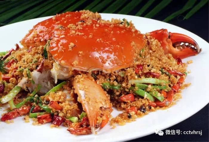 烹饪粤菜避风塘炒蟹,撑得起场面的菜图片