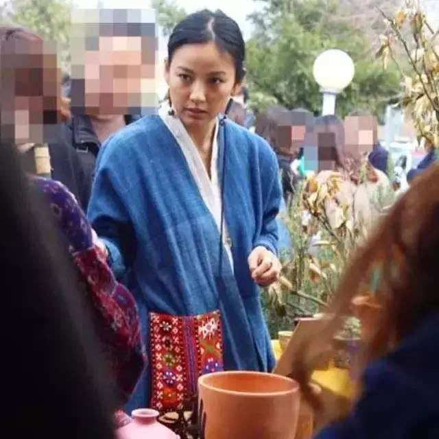 妖精李孝利照片,李孝利隐居怕自己出轨