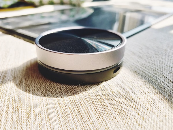 支持手机无线充电的鼠标垫,支持qi无线充电的小米手机有哪些