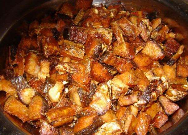 江西余干正宗酒糟鱼教程,江西酒糟鱼的腌制方法视频