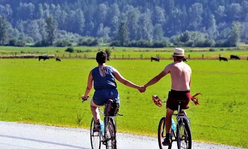 一天坚持骑行15公里的好处,坚持骑行身体有多强壮