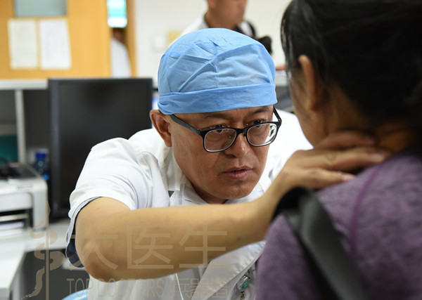 房居高：高效率的头颈“老刀”