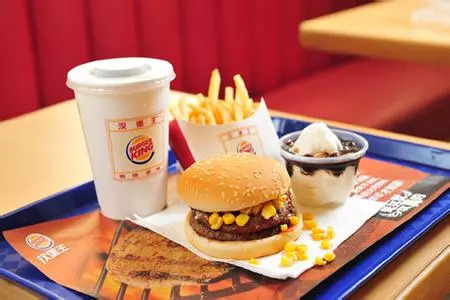 过生日去吃什么有优惠,上海过生日优惠攻略