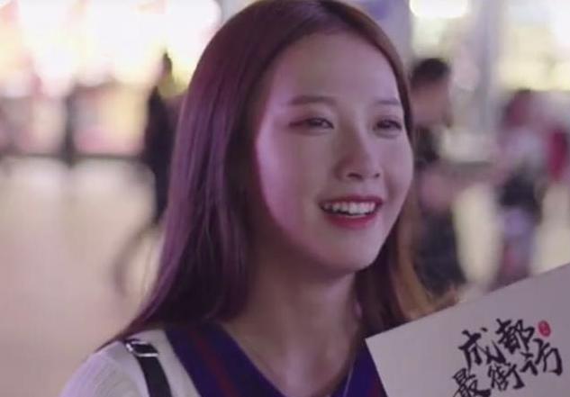 成都小甜甜爆红现状,爆红成都小甜甜