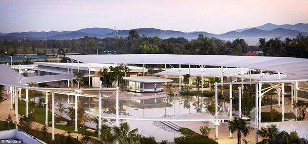 明明可以靠脸吃饭偏偏要靠嘴,明明可以靠脸吃饭偏偏要靠实力