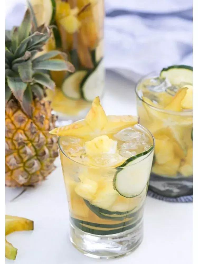 不来杯清酒sangria，人多半是废了