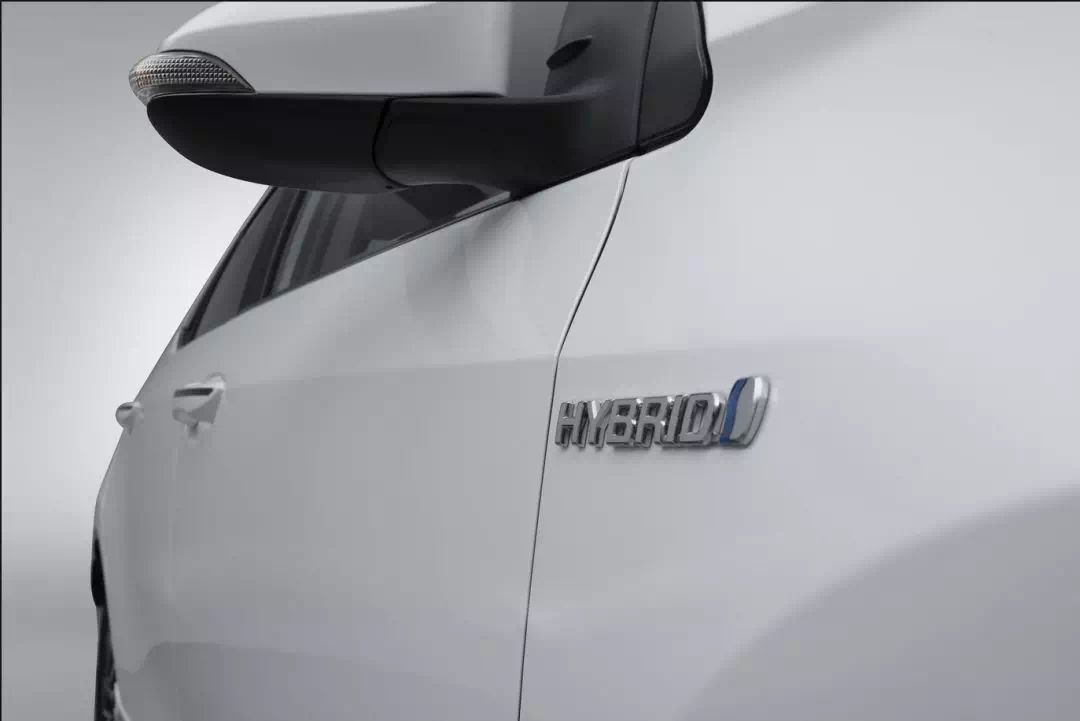 卡罗拉双擎用什么型号的变速箱油,卡罗拉双擎e+隐藏功能