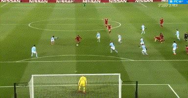 斯特林欧冠快乐足球,斯特林快乐足球集锦