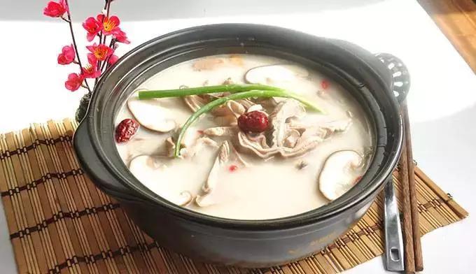 吃了大连这N家火锅,终于找到了火锅界的“爱马仕”