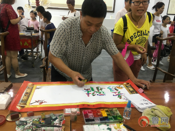 青岛西海岸新区义务工作者联合会海青镇服务站成立暨壹知文化社区书屋公益项目签约仪式圆满成功