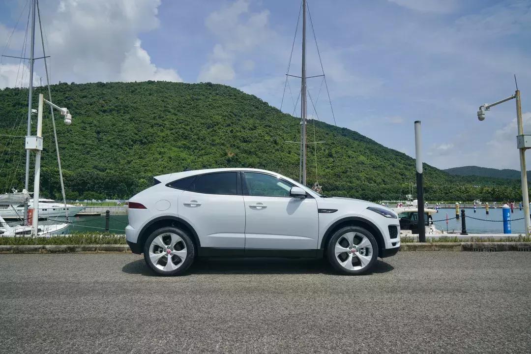 捷豹e-pace首发限量版试驾,捷豹e-pace曜黑版测评
