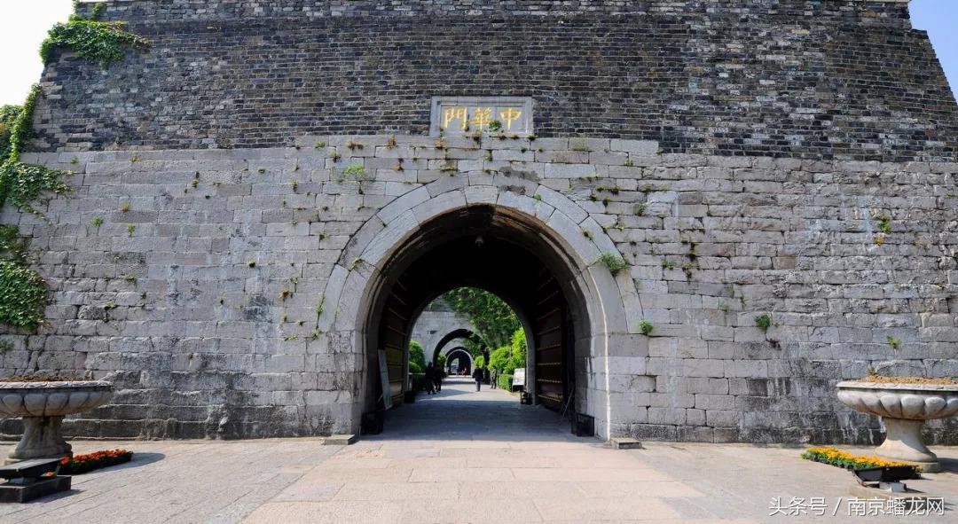 南京美食推荐必吃路线图,一条视频带你吃遍南京小吃