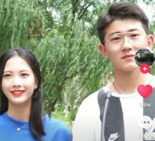 小甜甜爆红有多少人来成都,成都小甜甜完整版视频