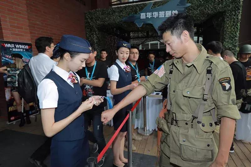 燃烧吧!军武!第三届军武嘉年华不能没有你,这次我们共唱战歌!