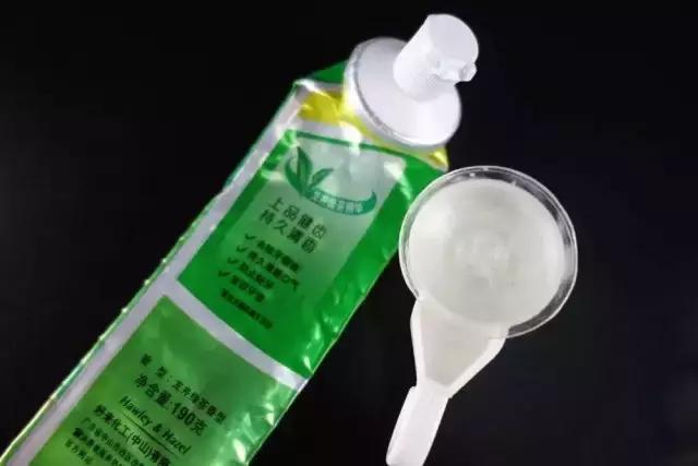 挂钩易掉教你一招挂再重也不会掉,挂钩总是掉