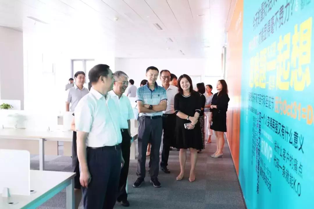 涓婃捣鍔涘痉鍥介檯浜哄姏璧勬簮,鍔涘痉鍥介檯鍏徃