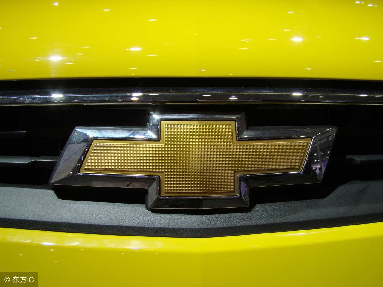 13年迈腾1.8t豪华版现在值得买吗,17年迈腾1.8t豪华版二手车多少钱