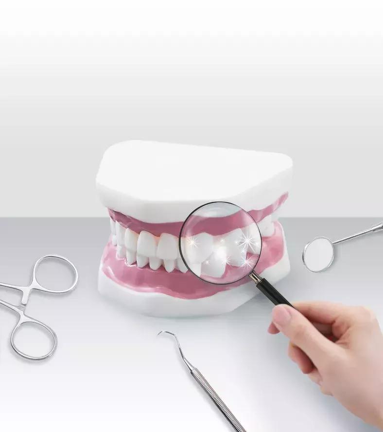 还在犹豫是否整牙，明星们默默变美都在靠它，你想知道的这篇都有