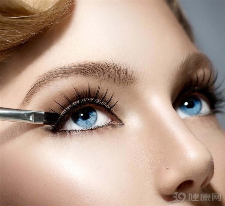 文一次眉永久不掉？严重警告：5类人须谨慎