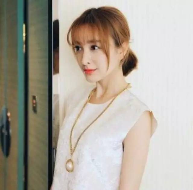 圆脸流行的发型推荐,适合圆脸的发型推荐教程