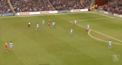 实况足球手游射门技巧教学,实况足球远距离抽射和急升射门