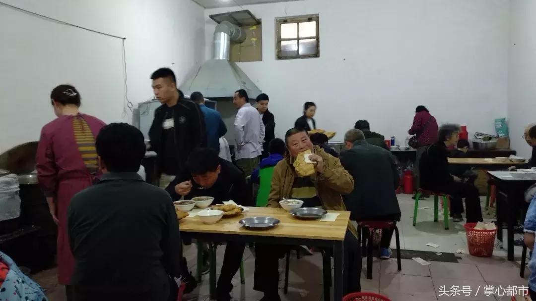 寻味涿州用一道菜征服食客,涿州鼓楼豆腐脑