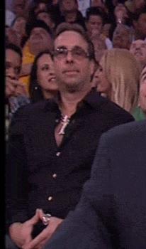 一球迷以3500美元的成交价拍卖粉籍,你会为了多少钱背弃自己主队