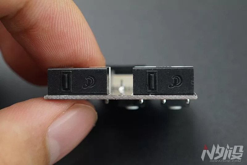 雷蛇曼巴眼镜蛇鼠标偶尔失灵,雷蛇曼巴眼镜蛇无线版用什么微动