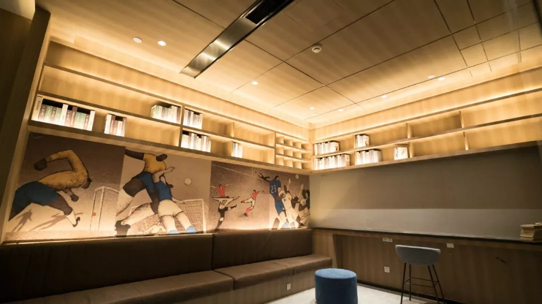 从家庭主妇逆袭变成企业家,从家庭主妇到职场女性的蜕变