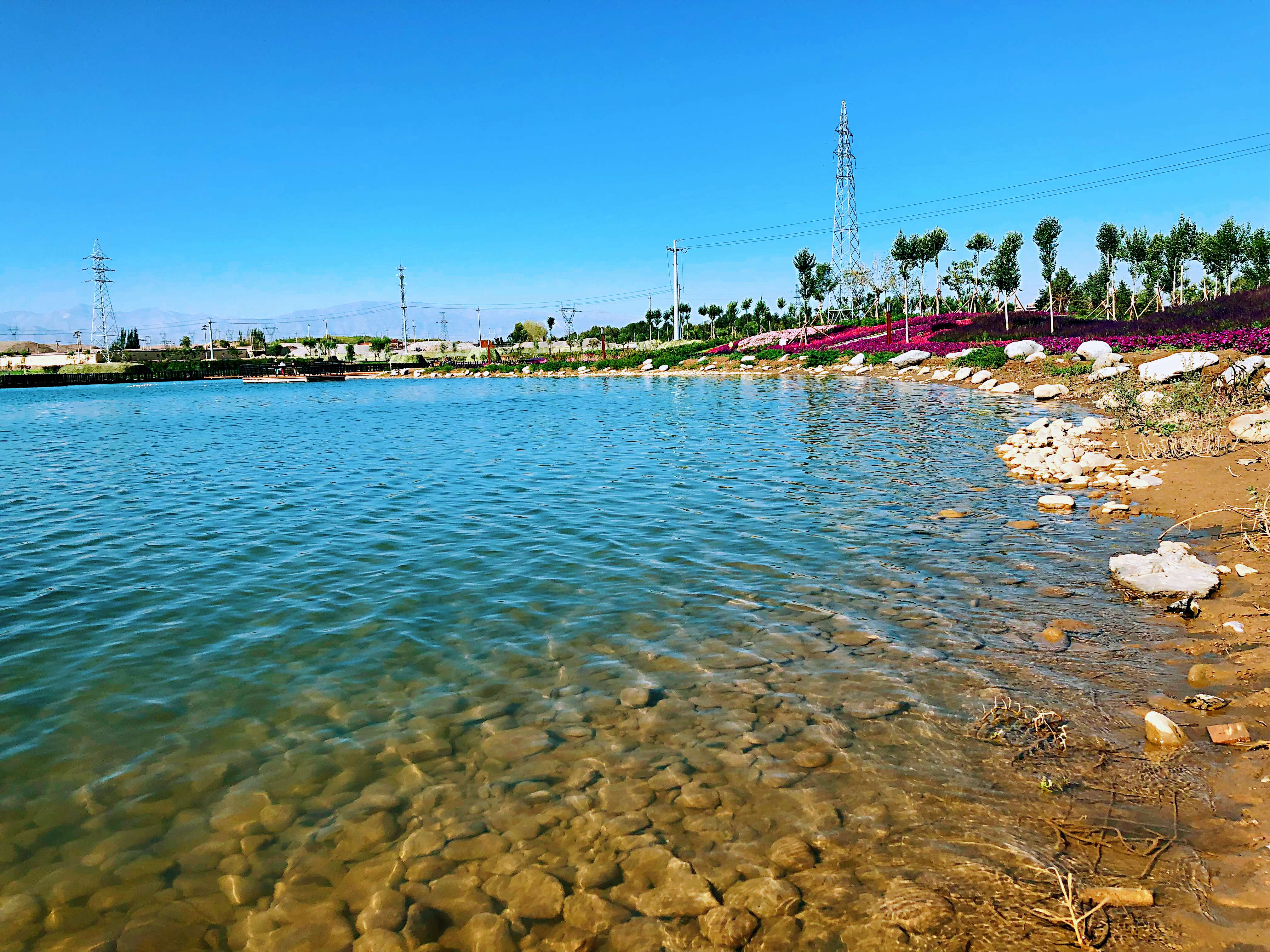 似水流年浅笑安然,似水流年静候花开
