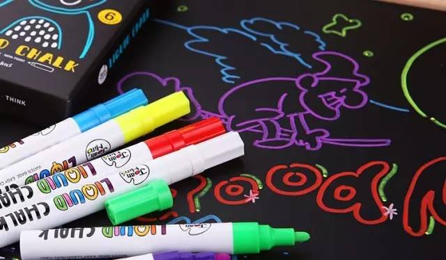 小孩子在拿铅笔在墙上画画怎么办,小孩在墙壁画画怎么办