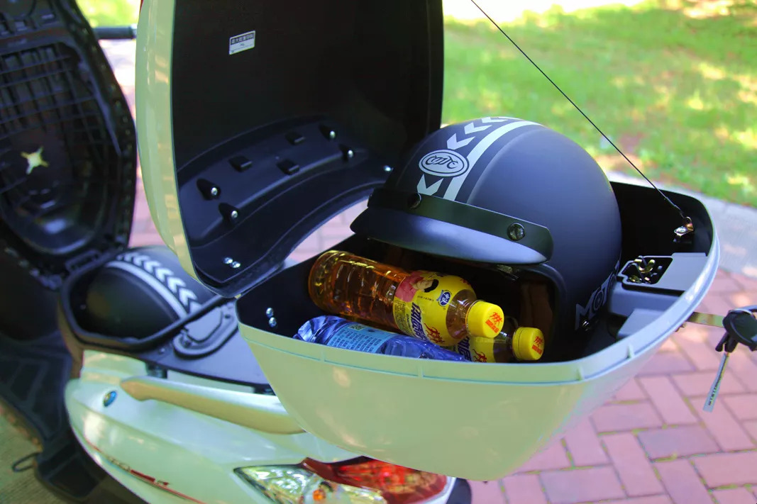 豪爵vh125s珍珠白,豪爵vh125性能怎样